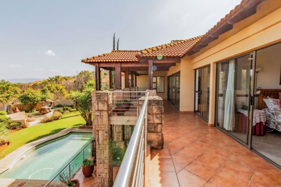 5 Bedroom Property for Sale in Birdwood Estate North West